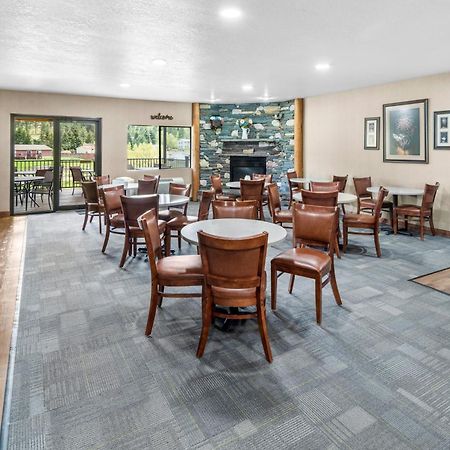 היל סיטי Everspring Inn & Suites מראה חיצוני תמונה